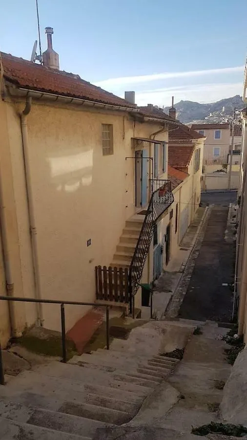 Un Havre De Paix A L'Estaque Marseille Apartman 0*,  Franciaország